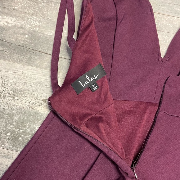 Lulu’s Plum Low Cut Flowy Homecoming Dress - Picture 4 of 4